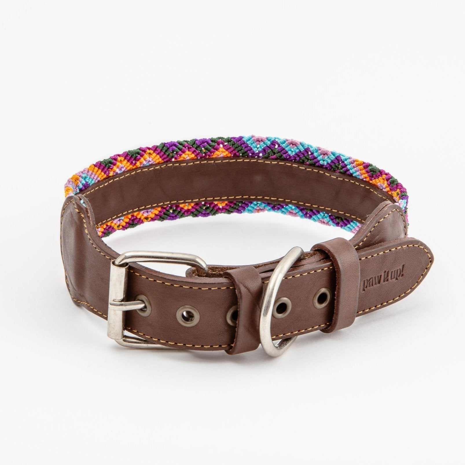 Huatulco half embroidery handmade leather dog collar with Mexican handwoven macramé and visible metal buckle.